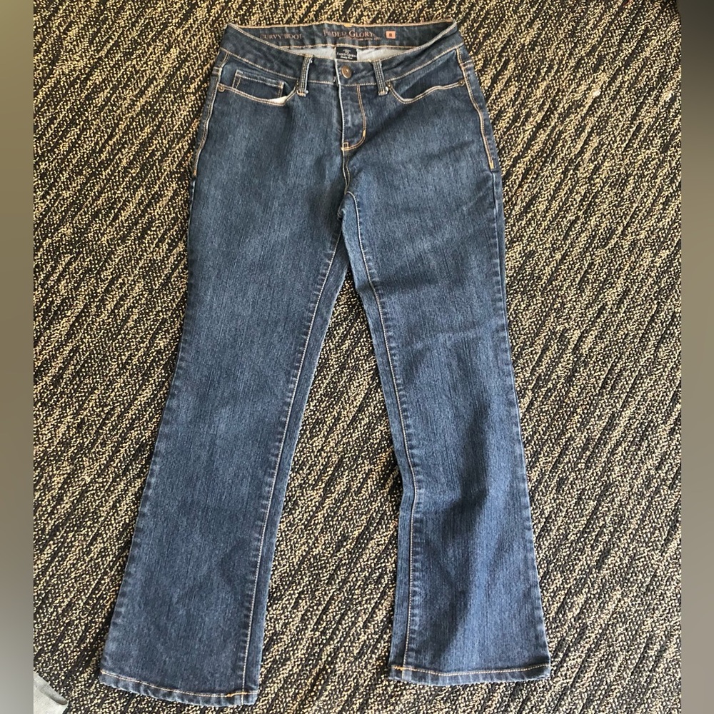 Curvy Bootcut Jeans